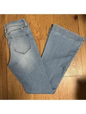 KanCan Size 11 Flare Jeans